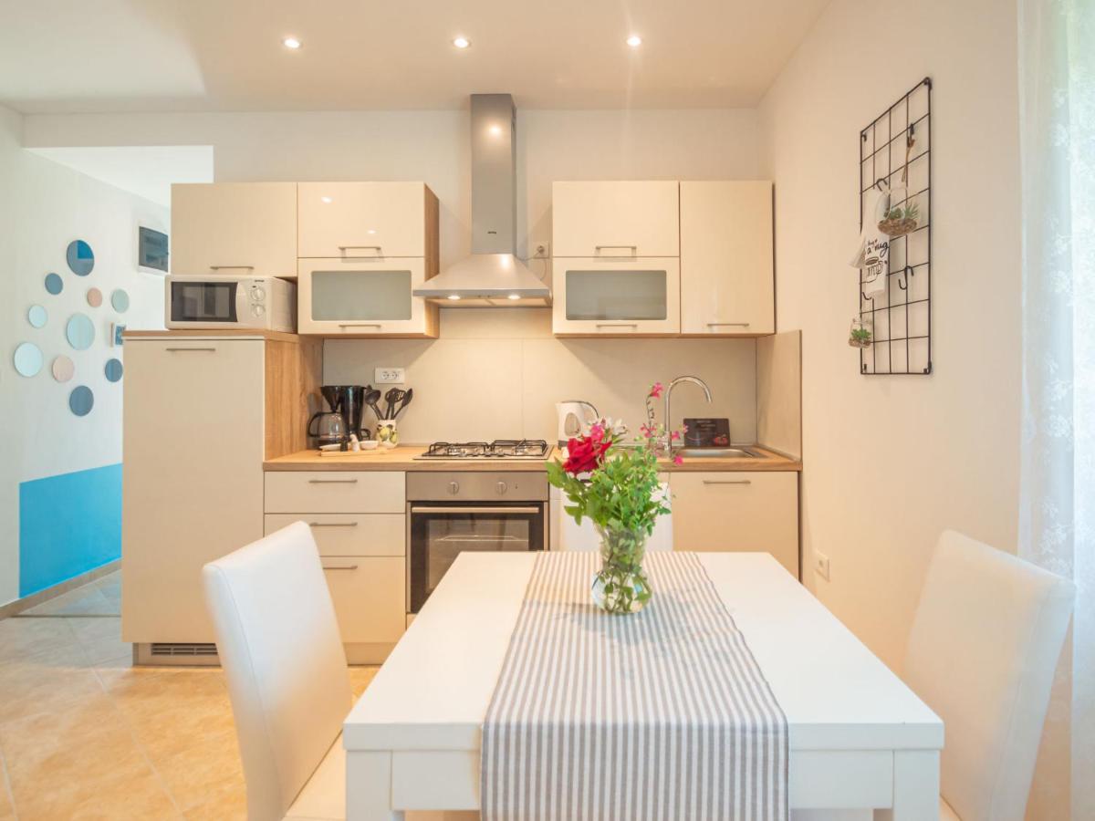 Branka By Interhome
