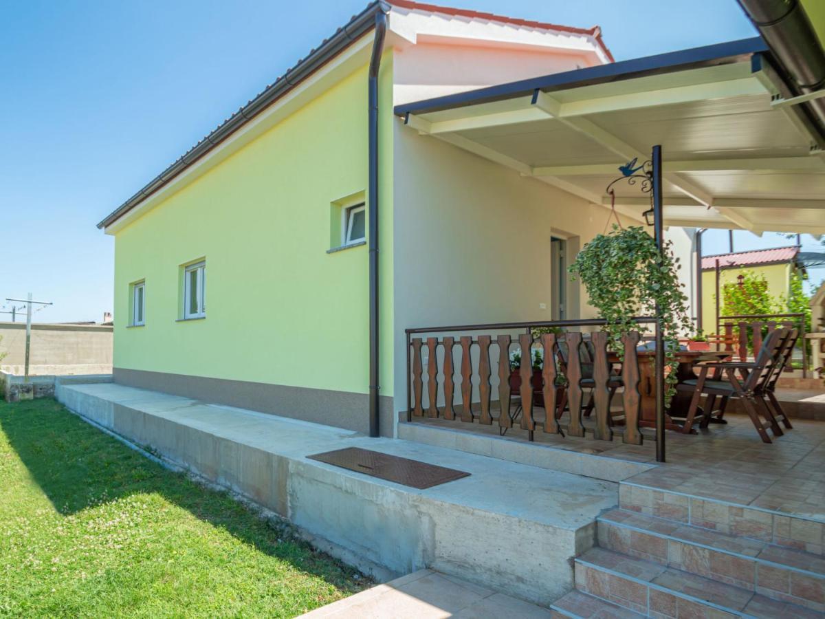 Branka By Interhome *
